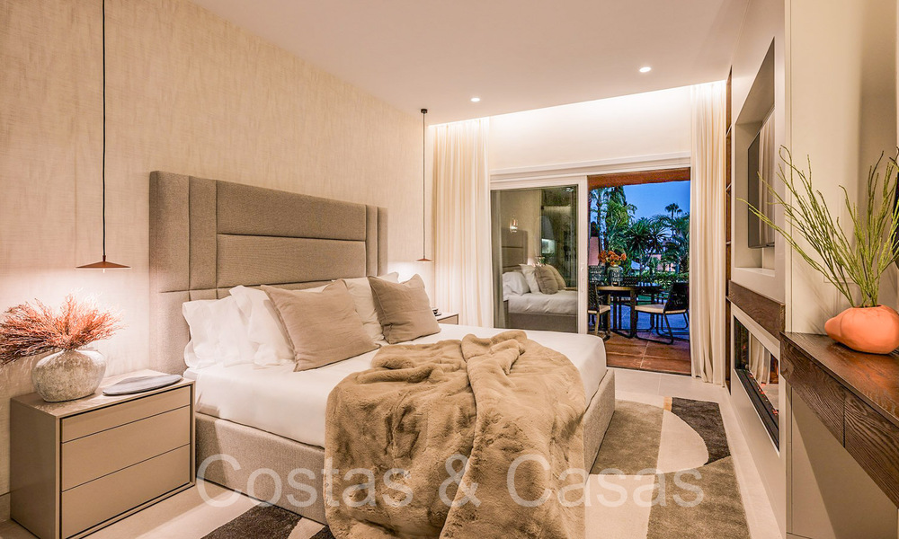 Luxurious ground floor apartment for sale in a five star beach complex on the New Golden Mile between Marbella and Estepona 71396