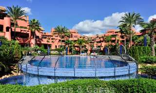 Luxurious ground floor apartment for sale in a five star beach complex on the New Golden Mile between Marbella and Estepona 71408 