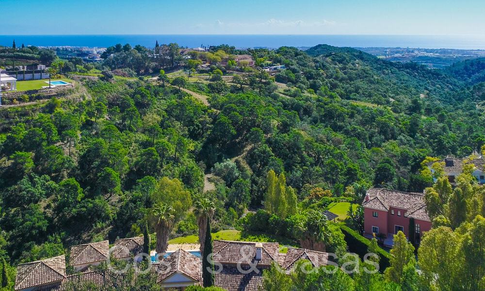 Majestic boutique villa for sale, with sea views, in the most exclusive La Zagaleta Golf Resort in Benahavis - Marbella 71432