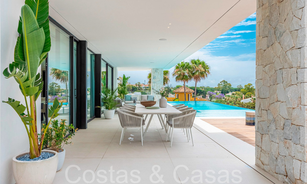 New and move-in ready, modern style villa for sale with sea views, beachside east of Marbella city centre 71462