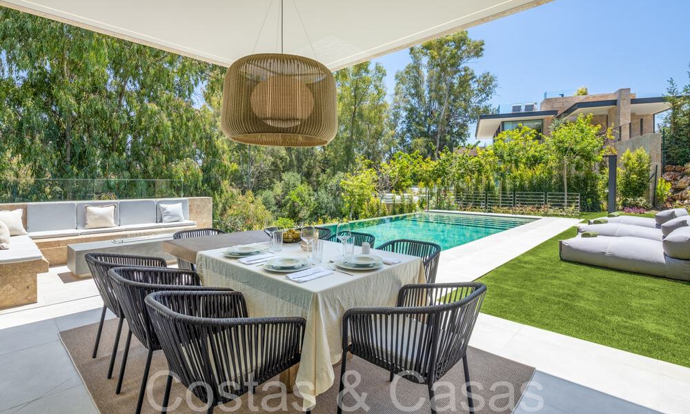 Sophisticated new build villa for sale within walking distance to all amenities in Nueva Andalucia, Marbella 71527