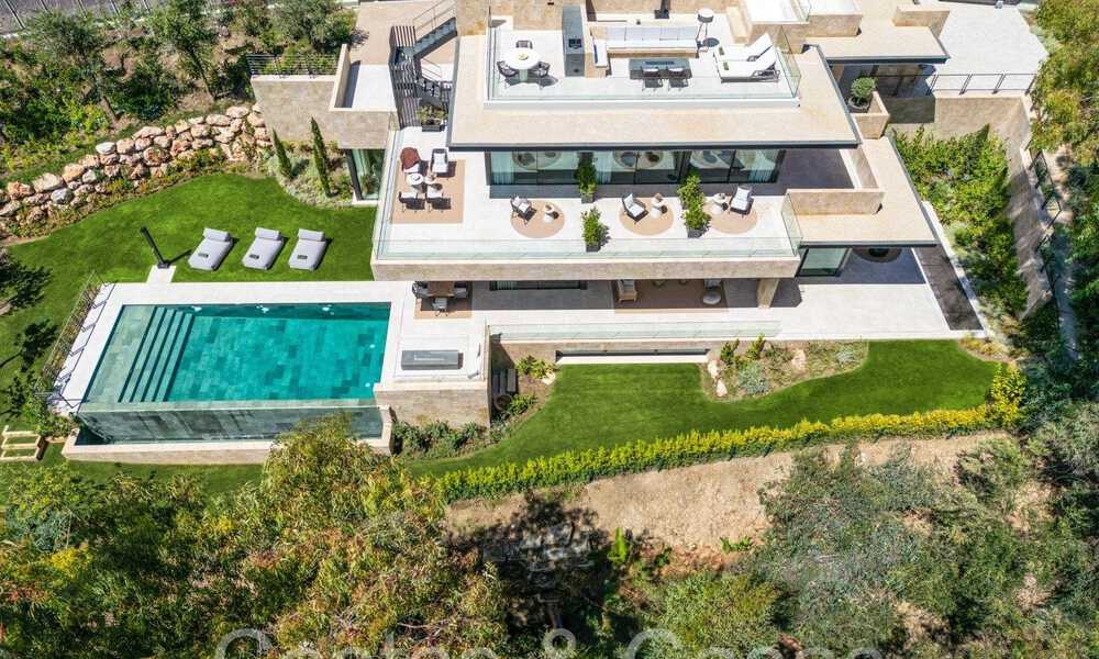 Sophisticated new build villa for sale within walking distance to all amenities in Nueva Andalucia, Marbella 71534