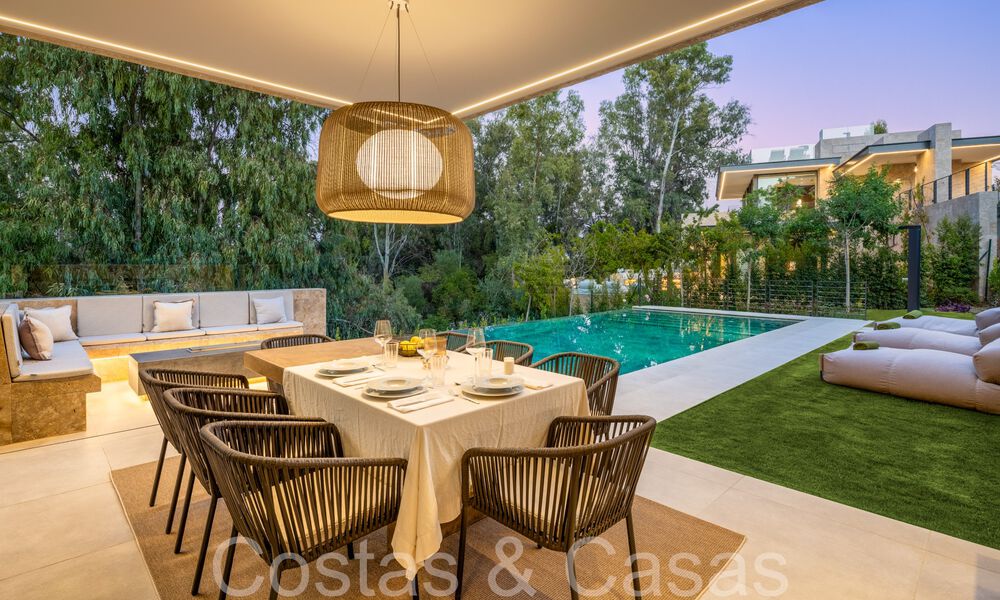 Sophisticated new build villa for sale within walking distance to all amenities in Nueva Andalucia, Marbella 71539