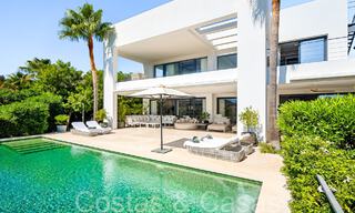 Superior new build villa with modern architecture for sale in a gated community in Nueva Andalucia, Marbella 71679 