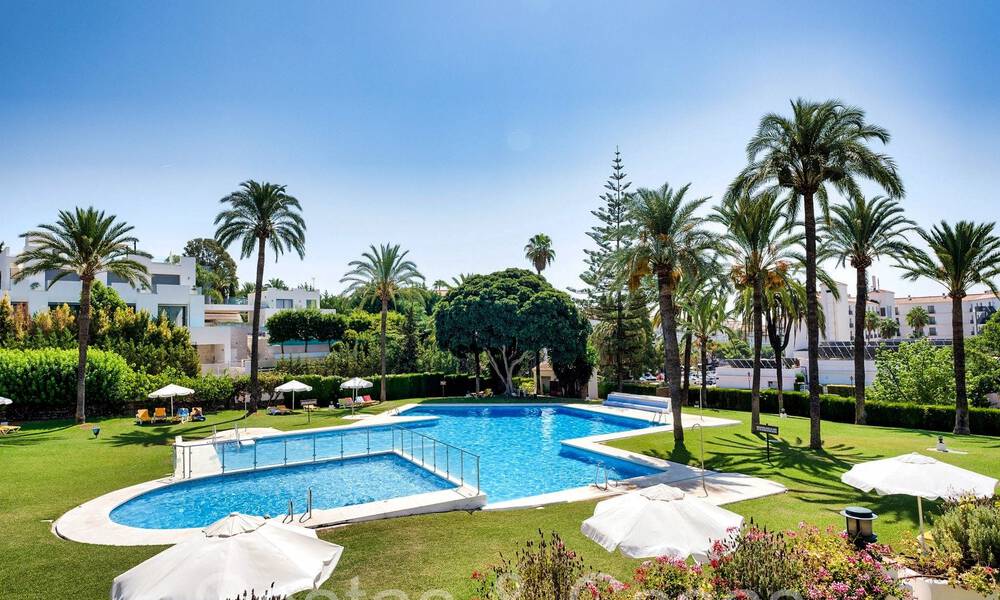 3 bedroom garden apartment for sale walking distance to Puerto Banus, Marbella 71808