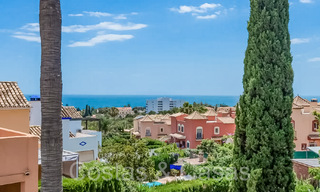 Semi-detached townhouse with sea views for sale just east of Marbella centre 71787 