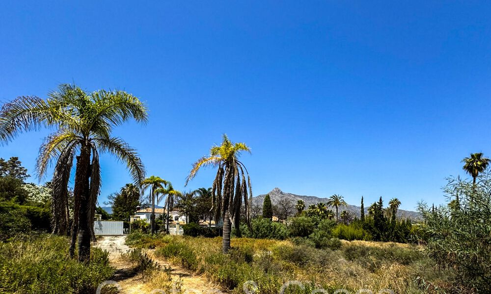 Plot with exclusive project for sale for a luxury villa, with sea views and walking distance to Puerto Banus, Marbella 71839