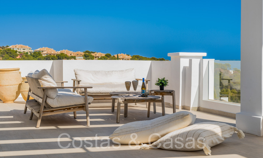 Stylish contemporary luxury Mediterranean penthouse for sale with unobstructed panoramic views in Nueva Andalucia, Marbella 71926