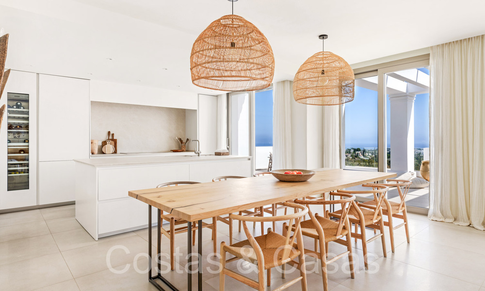 Stylish contemporary luxury Mediterranean penthouse for sale with unobstructed panoramic views in Nueva Andalucia, Marbella 71933