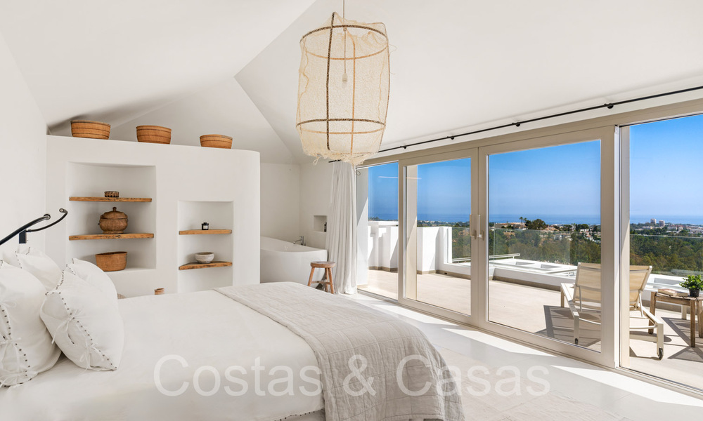 Stylish contemporary luxury Mediterranean penthouse for sale with unobstructed panoramic views in Nueva Andalucia, Marbella 71959