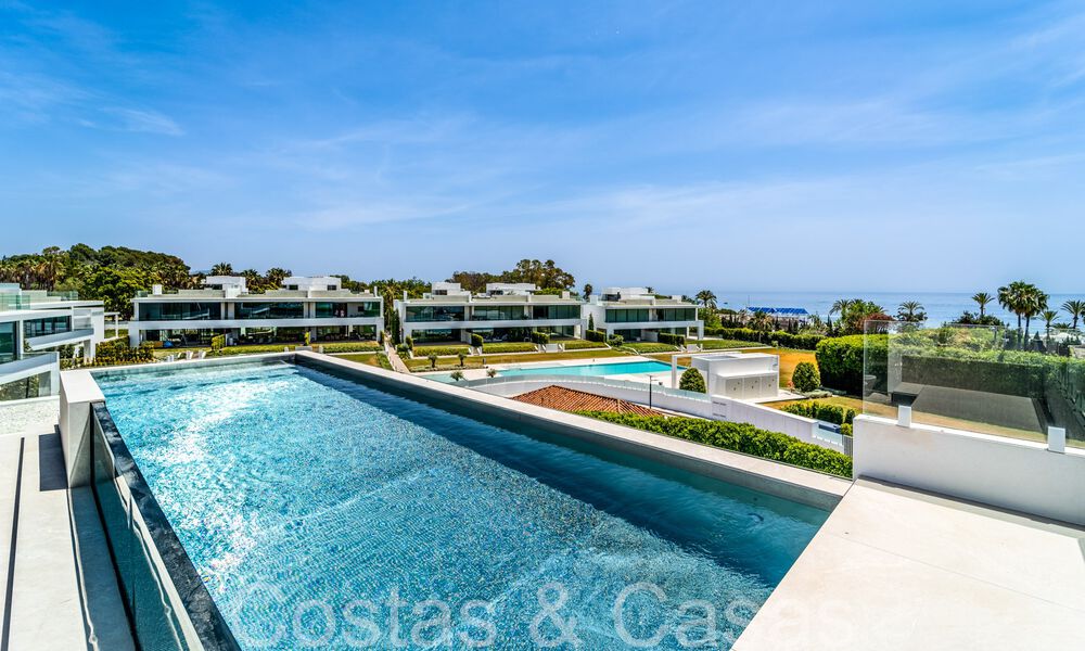 Sophisticated designer villa for sale near the beach in the heart of Marbella’s Golden Mile 72025