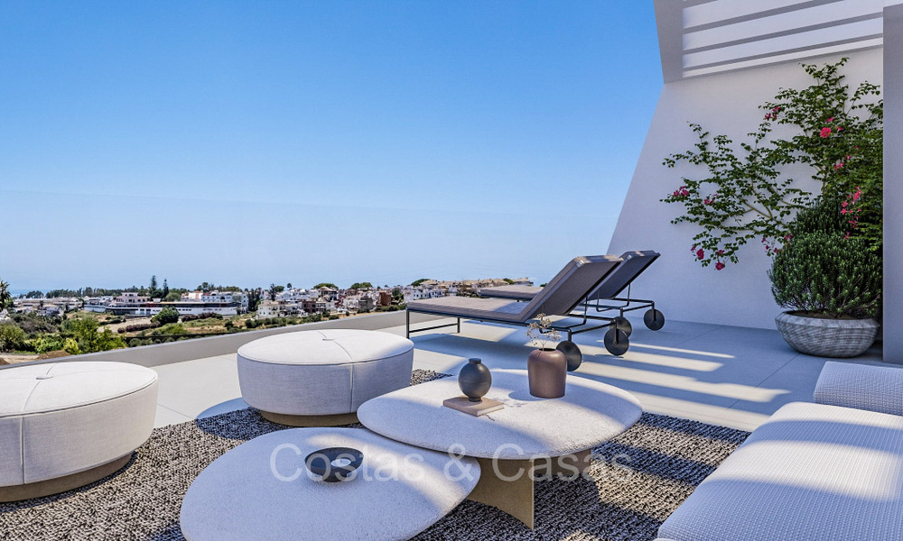 Architectural new build townhouses for sale on the New Golden Mile, between Marbella and Estepona 72186