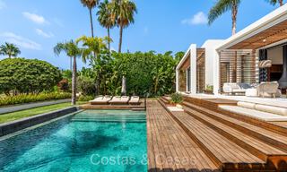 Stylishly renovated luxury villa for sale, bordering the golf course in Nueva Andalucia, Marbella 72327 