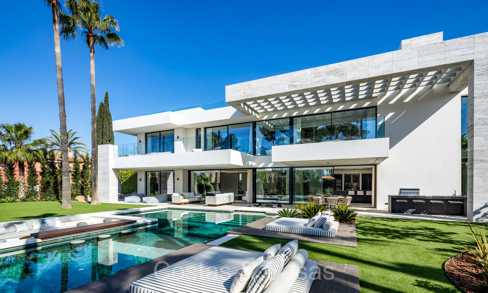 Impressive contemporary design villa for sale in Nueva Andalucia, Marbella 72209