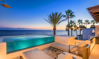 Prestigious penthouse with frontal sea views for sale, frontline beach in Puente Romano, Golden Mile, Marbella 72340 