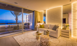 Prestigious penthouse with frontal sea views for sale, frontline beach in Puente Romano, Golden Mile, Marbella 72352 