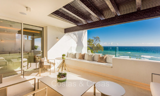 Prestigious penthouse with frontal sea views for sale, frontline beach in Puente Romano, Golden Mile, Marbella 72390 