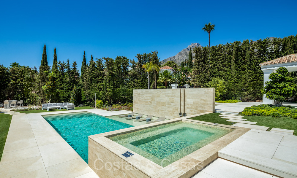 Stately luxury villa with modern Mediterranean architecture for sale in the prestigious residential area of Sierra Blanca in Marbella 72429