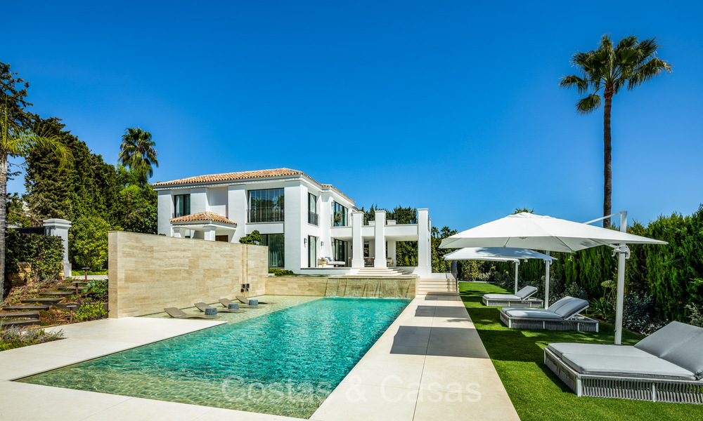 Stately luxury villa with modern Mediterranean architecture for sale in the prestigious residential area of Sierra Blanca in Marbella 72443