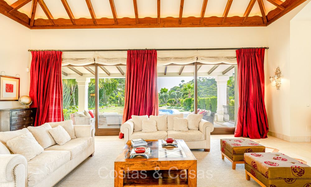 Prestigious Spanish luxury villa for sale bordering the golf course in the prestigious La Zagaleta golf resort, Benahavis - Marbella 72468