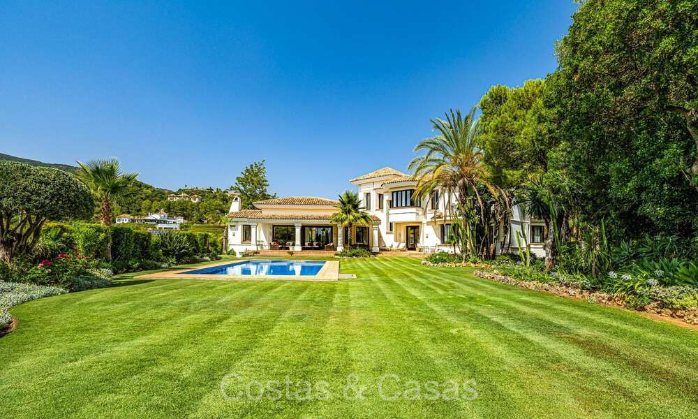 Prestigious Spanish luxury villa for sale bordering the golf course in the prestigious La Zagaleta golf resort, Benahavis - Marbella 72470