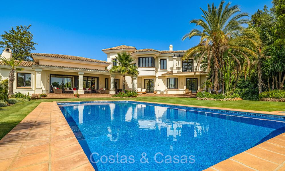 Prestigious Spanish luxury villa for sale bordering the golf course in the prestigious La Zagaleta golf resort, Benahavis - Marbella 72471