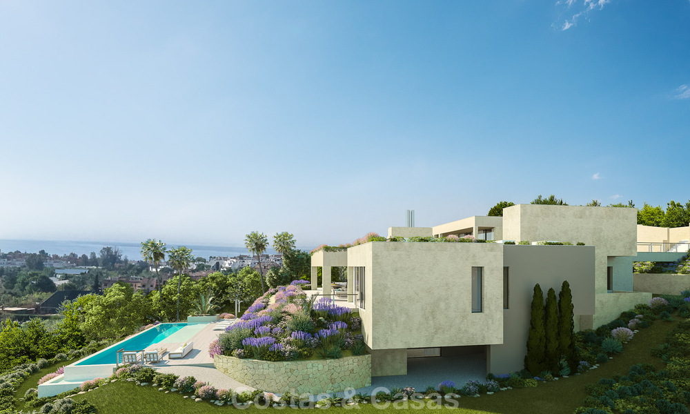 Frontline golf location, building plot for sale in golf resort with stunning sea views in Benahavis - Marbella 72679