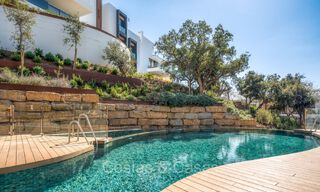 Move-in ready, modern, elegant garden apartment with private garden and sea views for sale in Marbella East 72740 