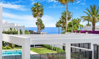 Move-in ready, modernist luxury villa for sale in Marbella East 72783 