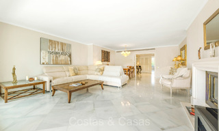 Apartment for sale in an exclusive complex with 24/7 security in Nueva Andalucia’s Golf Valley, Marbella 72794 