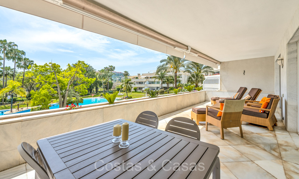 Apartment for sale in an exclusive complex with 24/7 security in Nueva Andalucia’s Golf Valley, Marbella 72796