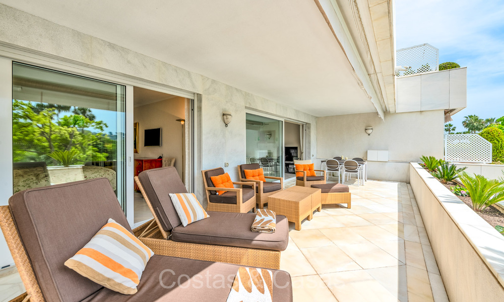 Apartment for sale in an exclusive complex with 24/7 security in Nueva Andalucia’s Golf Valley, Marbella 72797