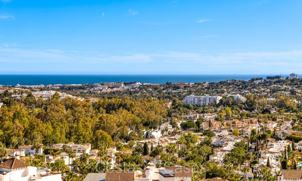 Luxury apartment for sale with panoramic sea views in a boutique complex in Nueva Andalucia, Marbella 72918