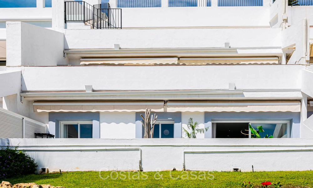 Prestigious renovated apartment for sale with spacious terrace in La Quinta golf resort, Benahavis - Marbella 72938