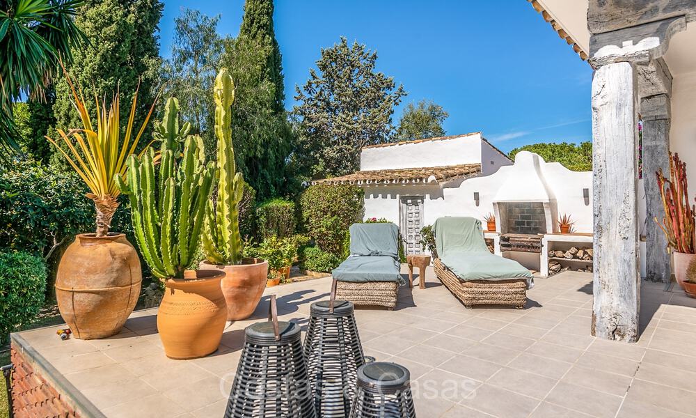 Charming single storey luxury villa for sale in a prestigious area, in East Marbella 73026