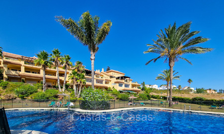 Apartment for sale within walking distance to Puerto Banus and the beach in Nueva Andalucia, Marbella 73073