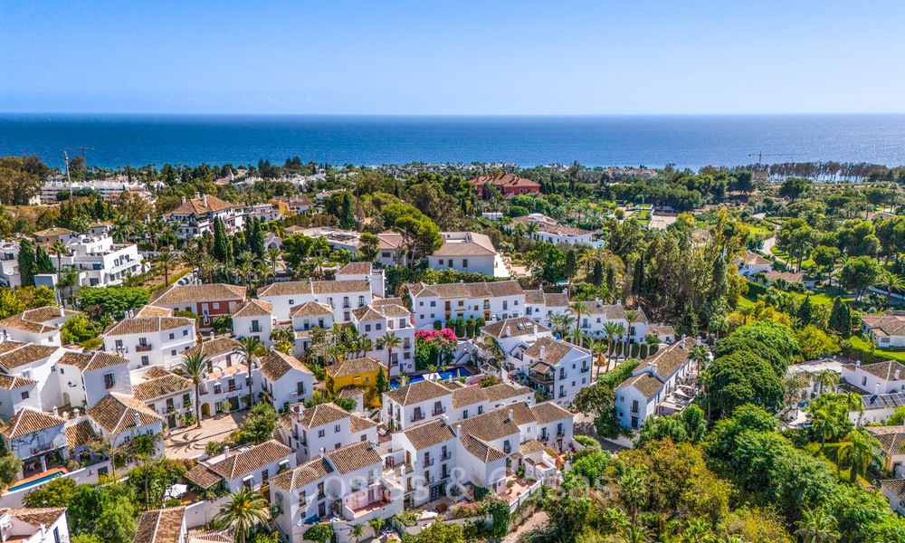 Prestigious townhouse for sale in an exclusive ‘pueblo style’ urbanisation on Marbella’s Golden Mile 73200