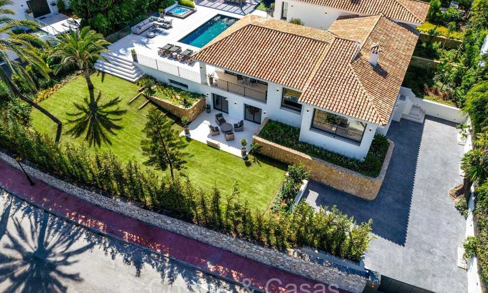 Refined luxury villa in a modern Mediterranean style for sale in Nueva Andalucia, Marbella 73219