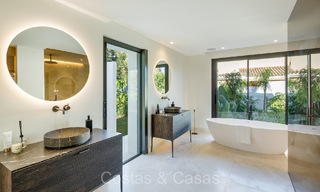 Refined luxury villa in a modern Mediterranean style for sale in Nueva Andalucia, Marbella 73237 