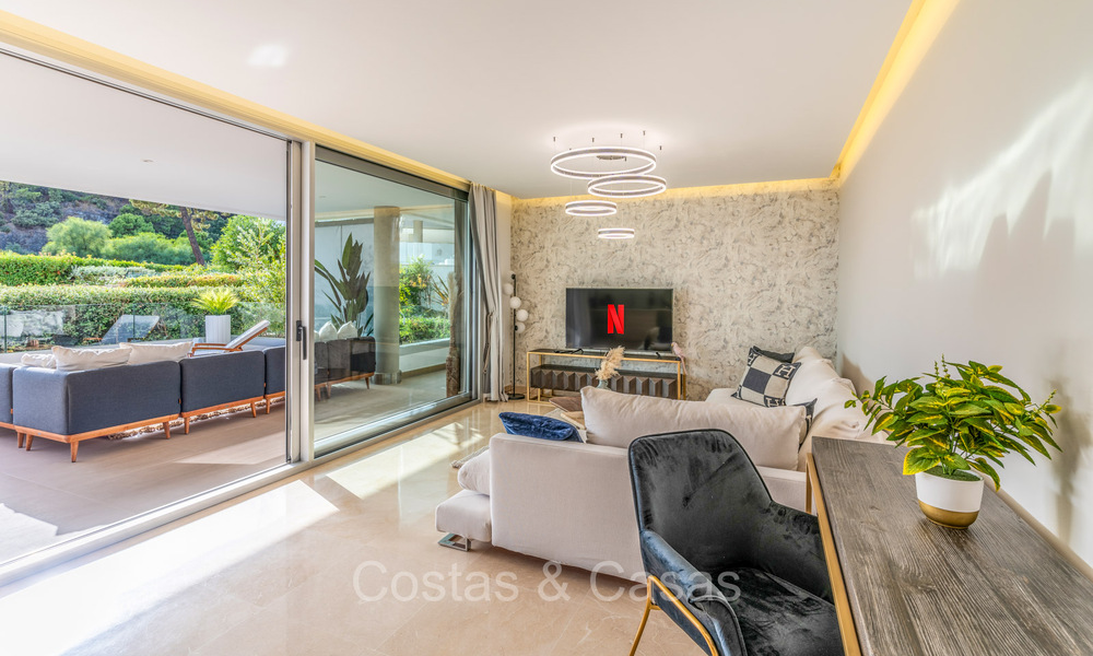 Move-in ready, modern luxury apartment for sale in the prestigious Benahavis - Marbella 73360