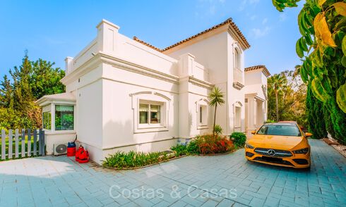 Traditional Spanish luxury villa for sale with sea views in an exclusive gated community in La Quinta, Benahavis - Marbella 73413