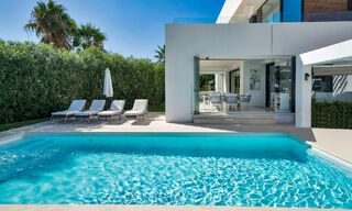 Stunning modern luxury villa for sale in a prime residential area on the New Golden Mile between Marbella and Estepona 73824 