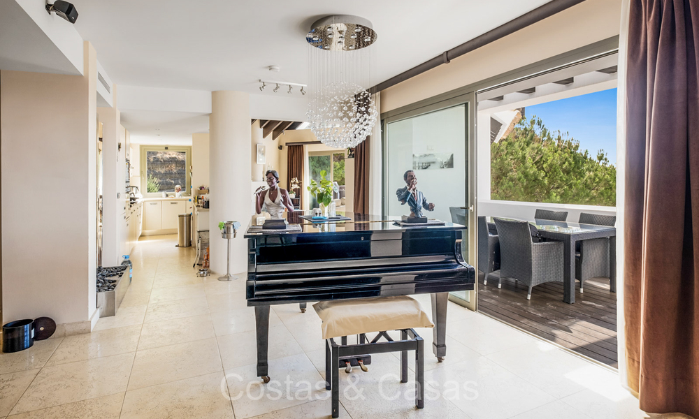 Modern frontline golf penthouse with stunning golf and sea views for sale in a 5* golf resort in Marbella - Benahavis 73962