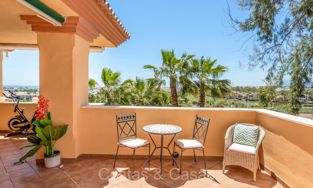 3 bedroom apartment for sale within walking distance to Puerto Banus and the beach in a gated community in Nueva Andalucia, Marbella 73708