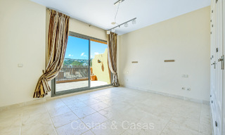 Stunning corner penthouse with magnificent views for sale in a gated complex in Benahavis - Marbella 73728 