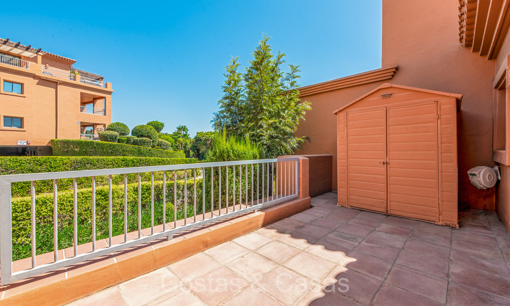 Stunning corner penthouse with magnificent views for sale in a gated complex in Benahavis - Marbella 73732