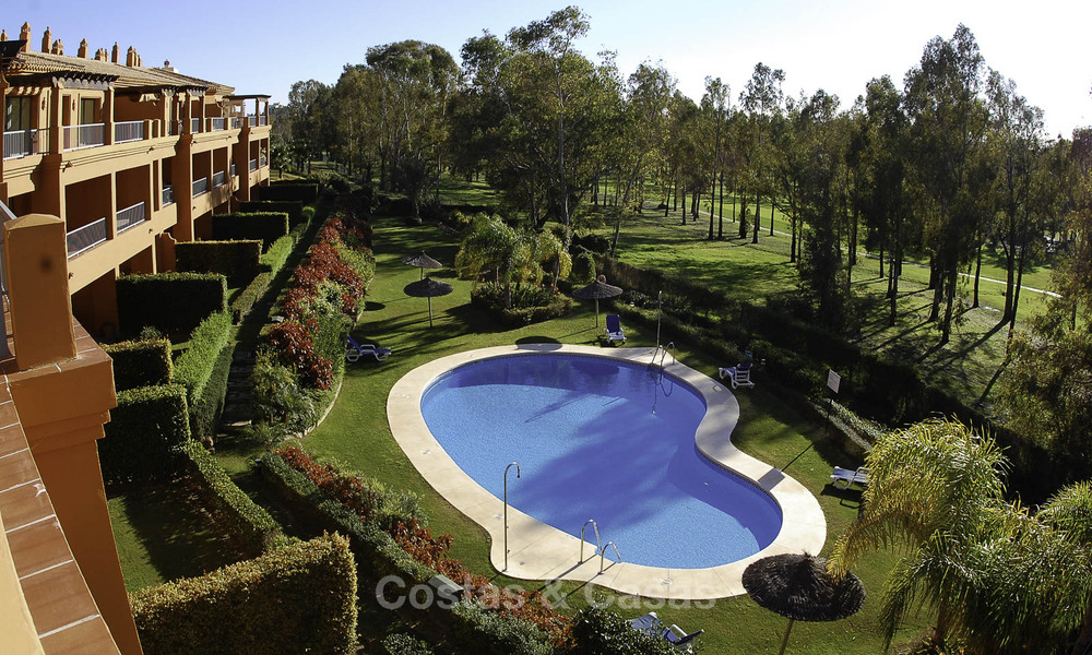 Stunning corner penthouse with magnificent views for sale in a gated complex in Benahavis - Marbella 73828