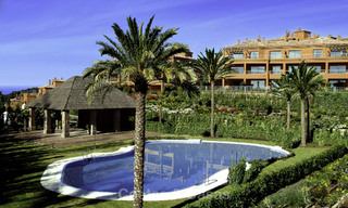 Stunning corner penthouse with magnificent views for sale in a gated complex in Benahavis - Marbella 73830 