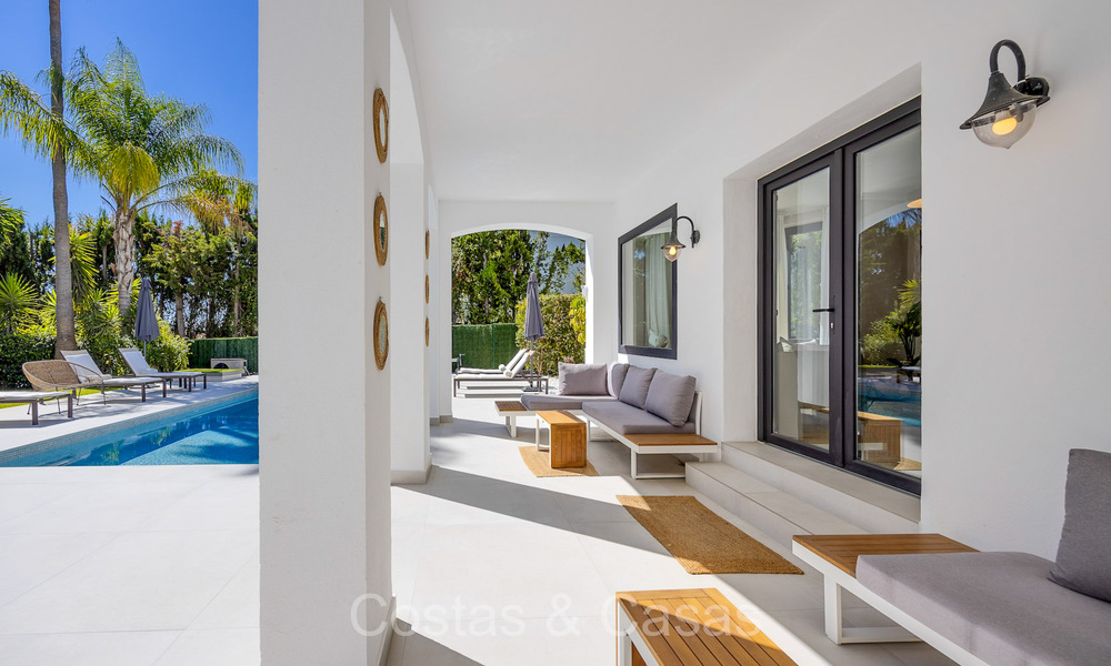 Mediterranean luxury villa for sale with charming, timeless appeal in Benahavis - Marbella 73922