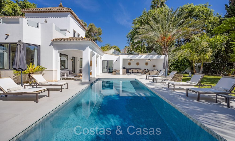 Mediterranean luxury villa for sale with charming, timeless appeal in Benahavis - Marbella 73923